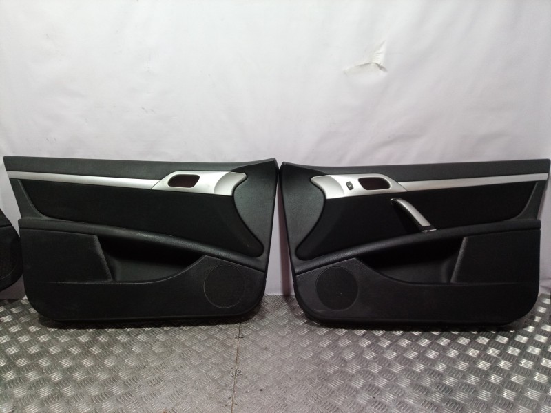 Recambio de juego asientos completo para peugeot 407 st confort referencia OEM IAM   