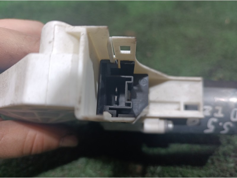 Recambio de motor elevalunas delantero derecho para audi s5 cabriolet (8f7) referencia OEM IAM 8T0959801B 8T0959801B 8T0959801