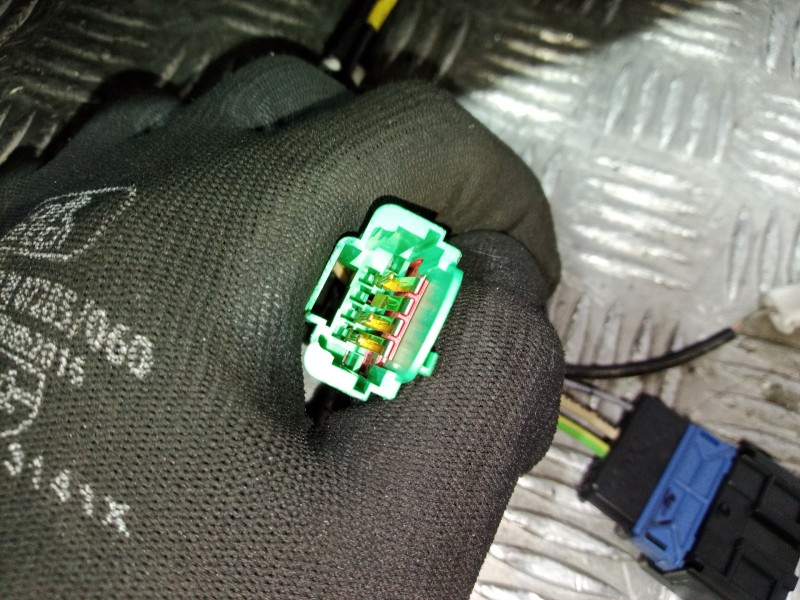 Recambio de juego asientos completo para peugeot 407 st confort referencia OEM IAM   