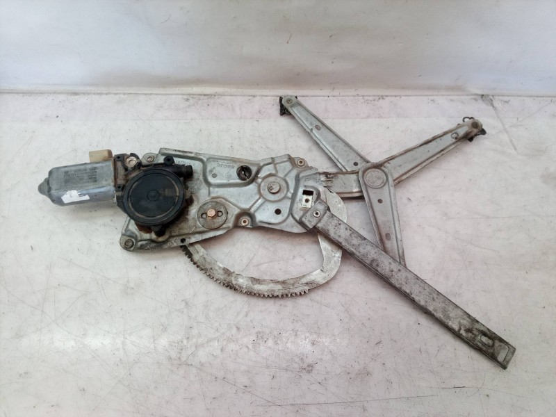 Recambio de elevalunas delantero derecho para bmw serie 3 berlina (e36) referencia OEM IAM 1977610 1977610 1977610