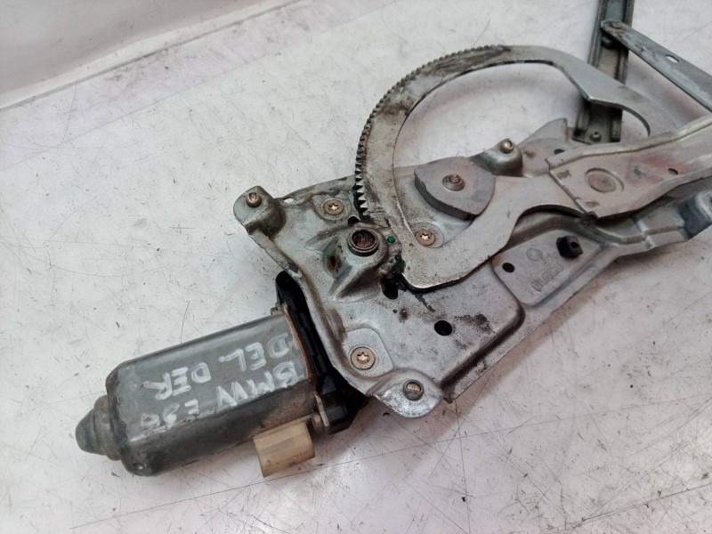 Recambio de elevalunas delantero derecho para bmw serie 3 berlina (e36) referencia OEM IAM 1977610 1977610 1977610