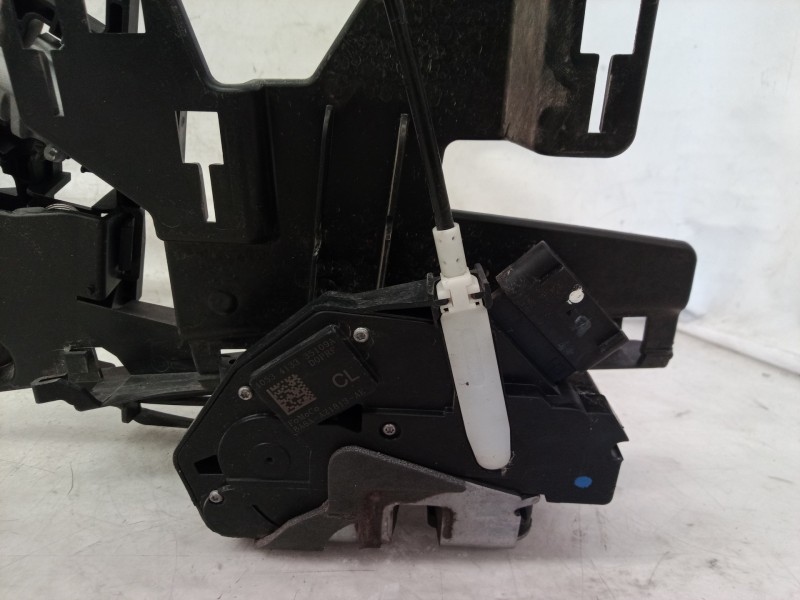 Recambio de cerradura puerta delantera izquierda para ford fiesta (cb1) ambiente referencia OEM IAM 40534133 40534133 40534133