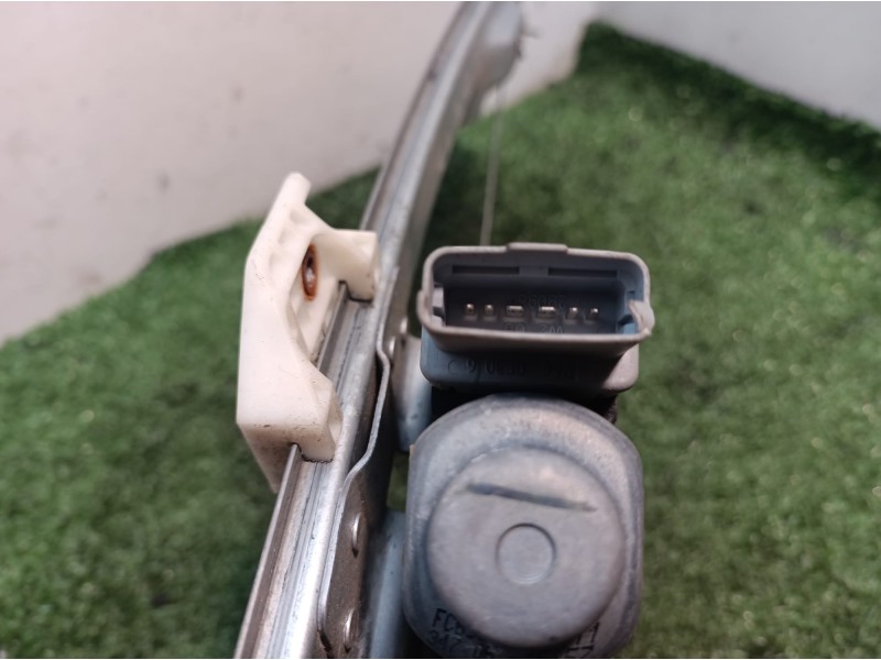 Recambio de elevalunas trasero izquierdo para citroën c4 grand picasso exclusive referencia OEM IAM 401786A8 401786A8 400969D