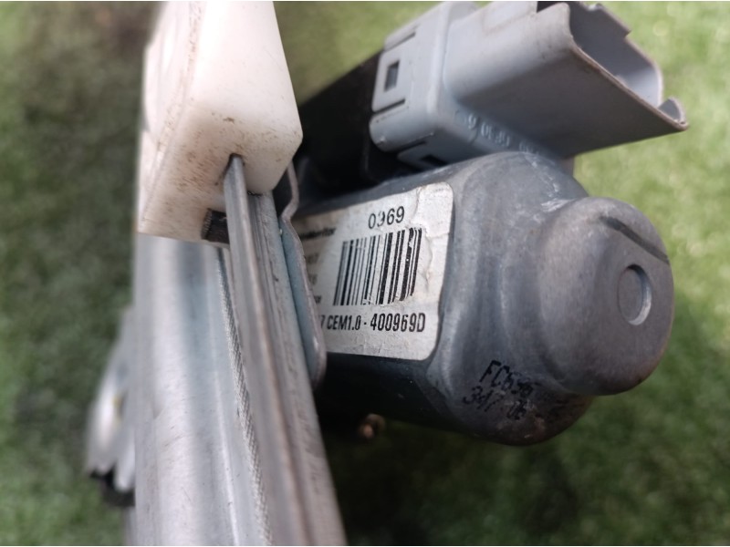 Recambio de elevalunas trasero izquierdo para citroën c4 grand picasso exclusive referencia OEM IAM 401786A8 401786A8 400969D