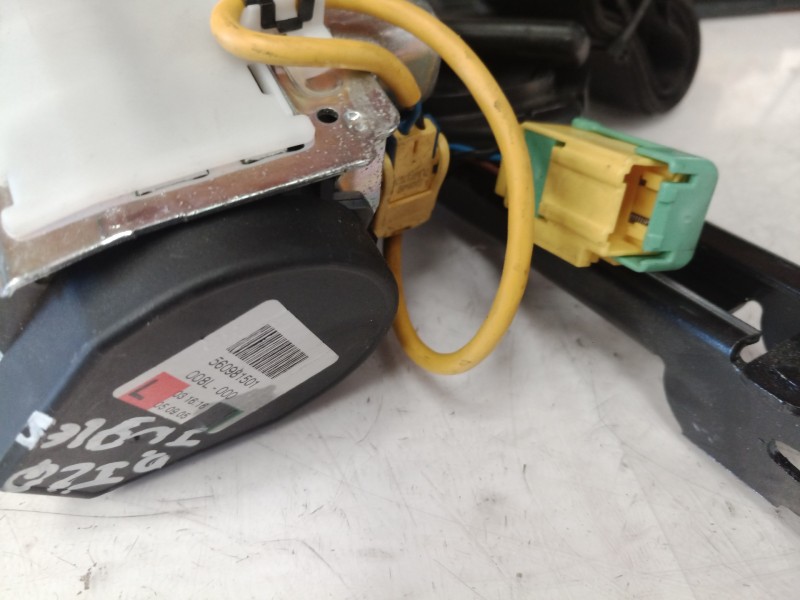 Recambio de cinturon seguridad delantero izquierdo para volkswagen touareg (7la) tdi v6 referencia OEM IAM 560981501 560981501 5