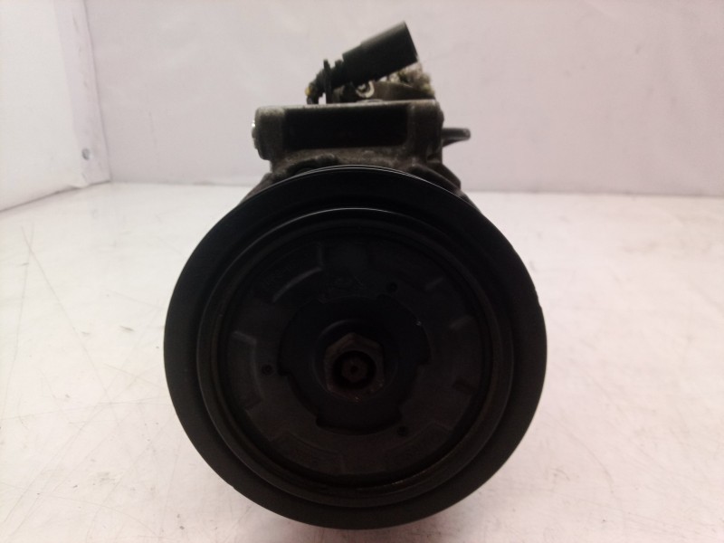 Recambio de compresor aire acondicionado para volkswagen touareg (7la) tdi v6 referencia OEM IAM 7L6820803F 7L6820803 7SEU17