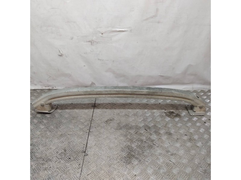 Recambio de refuerzo paragolpes delantero para toyota prius (nhw11) referencia OEM IAM   