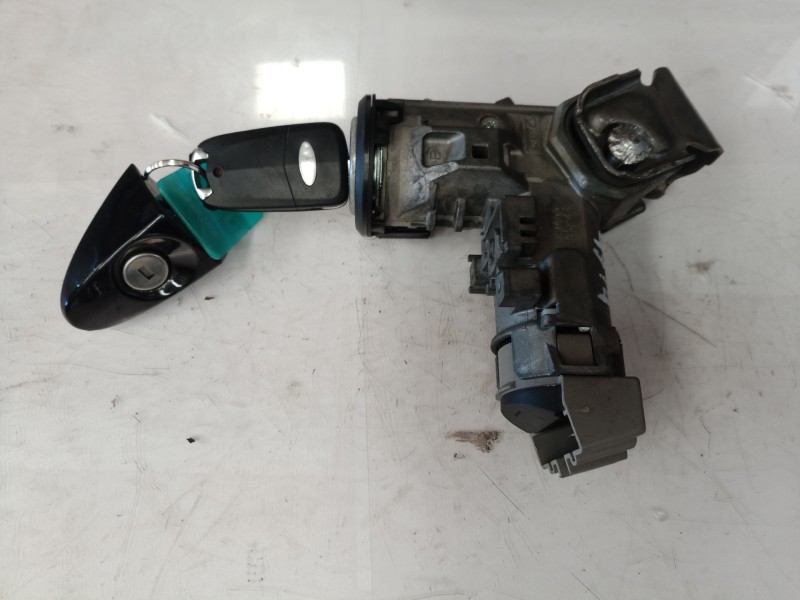 Recambio de conmutador de arranque para ford fiesta (cb1) ambiente referencia OEM IAM 1838816 1838816 1838816