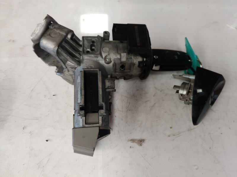 Recambio de conmutador de arranque para ford fiesta (cb1) ambiente referencia OEM IAM 1838816 1838816 1838816