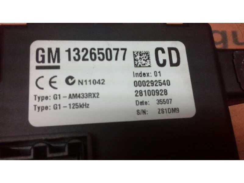 Recambio de caja reles / fusibles para opel corsa d enjoy referencia OEM IAM 13265077 000292540 28100928
