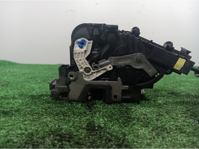 Recambio de cerradura puerta trasera izquierda para mercedes-benz clase gle (w166) referencia OEM IAM A2220064099 A2220064099 A0