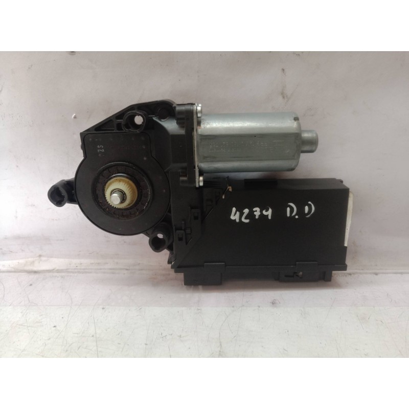 Recambio de motor elevalunas delantero derecho para volkswagen touareg (7la) tdi v6 referencia OEM IAM 3D2959793E 3D2959793 0130