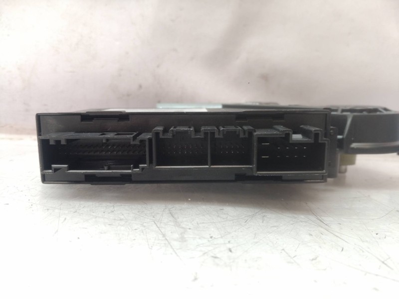 Recambio de motor elevalunas delantero derecho para volkswagen touareg (7la) tdi v6 referencia OEM IAM 3D2959793E 3D2959793 0130