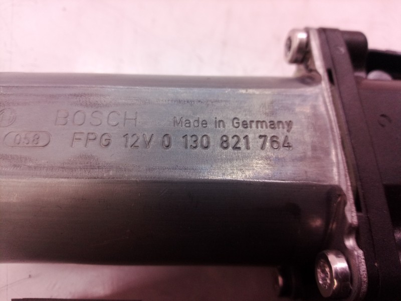 Recambio de motor elevalunas delantero izquierdo para volkswagen touareg (7la) tdi v6 referencia OEM IAM 0130821764 0130821764 3