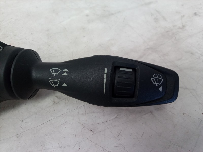 Recambio de mando limpia para ford fiesta (cb1) ambiente referencia OEM IAM 8A6T17A553 8A6T17A553 8A6T17A553