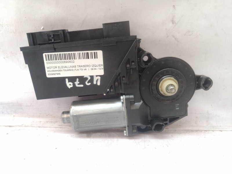 Recambio de motor elevalunas trasero izquierdo para volkswagen touareg (7la) tdi v6 referencia OEM IAM 3D0959795E 3D0959795E 7L6