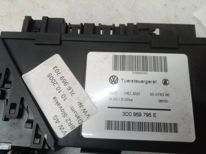 Recambio de motor elevalunas trasero izquierdo para volkswagen touareg (7la) tdi v6 referencia OEM IAM 3D0959795E 3D0959795E 7L6