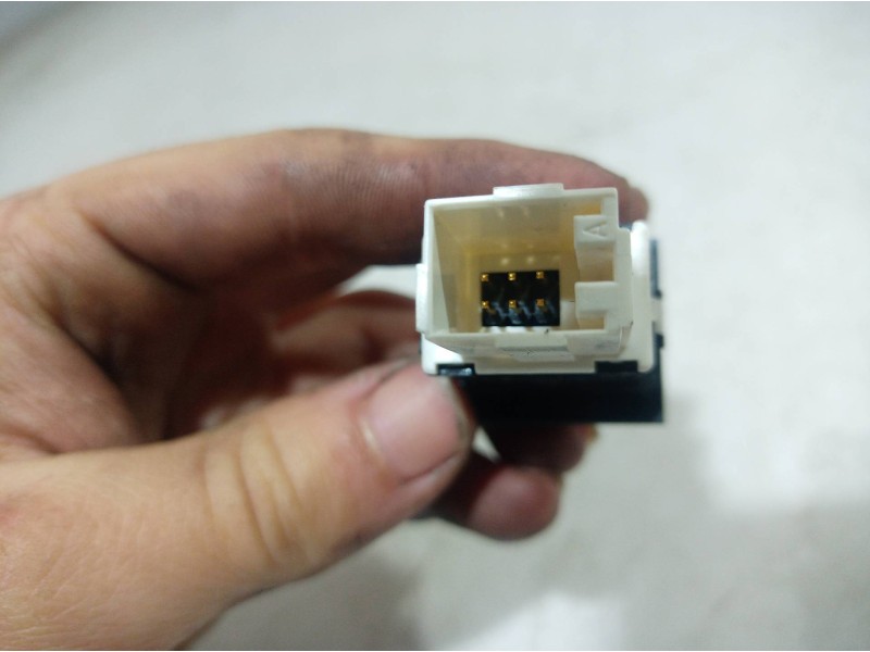 Recambio de interruptor para audi a3 (8p) 1.6 fsi ambiente referencia OEM IAM 9751255 9751255 9751255