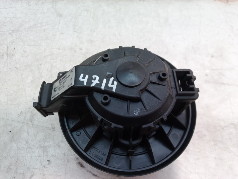 Recambio de motor calefaccion para ford fiesta (cb1) ambiente referencia OEM IAM 0130115551 0130115551 0130115551