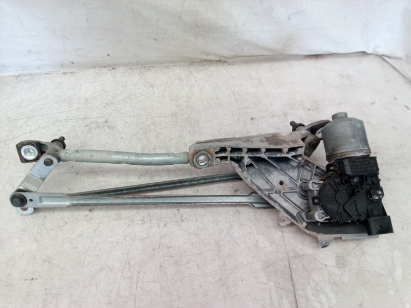 Recambio de motor limpia delantero para ford fiesta (cb1) ambiente referencia OEM IAM 3397021285 3397021285 0390241548