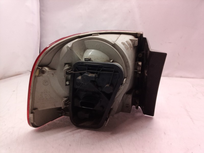 Recambio de piloto trasero derecho para volkswagen touareg (7la) tdi v6 referencia OEM IAM   