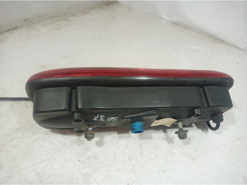 Recambio de piloto trasero derecho para renault mascott fg 150. 35/55/65 cabina individual referencia OEM IAM   