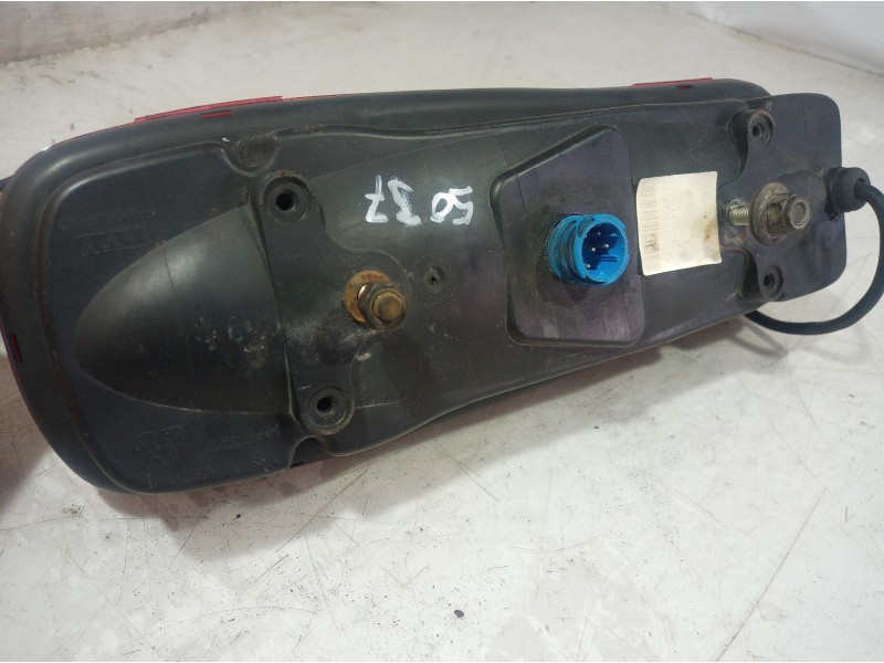 Recambio de piloto trasero derecho para renault mascott fg 150. 35/55/65 cabina individual referencia OEM IAM   