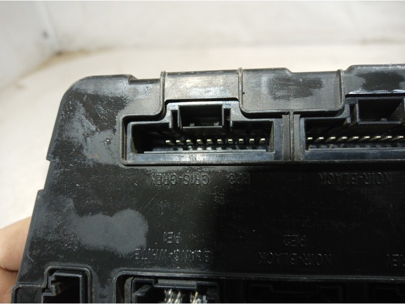 Recambio de caja reles / fusibles para renault scenic ii authentique referencia OEM IAM 8200309693 8200309693 8200309693