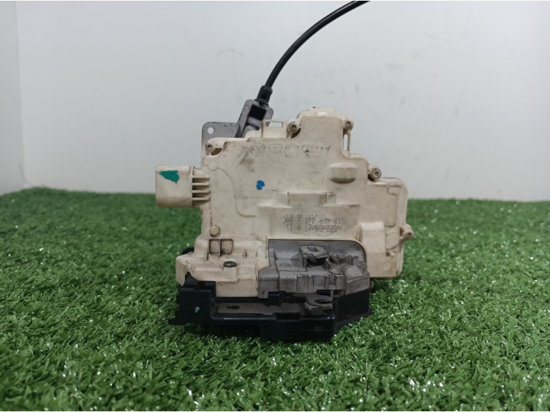 Recambio de cerradura puerta trasera izquierda para seat leon (1p1) sport limited referencia OEM IAM 1P0839015 1P0839015 1P08390