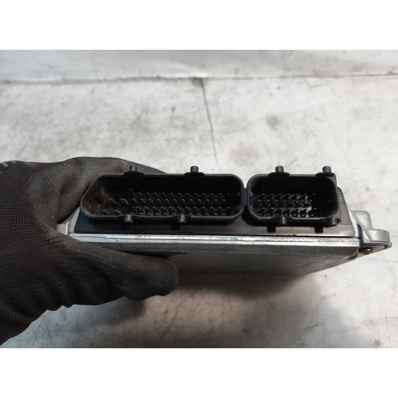 Recambio de centralita motor uce para audi a4 avant (b5) 1.9 tdi referencia OEM IAM 038906018S 0281001721 