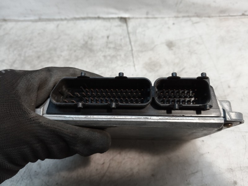 Recambio de centralita motor uce para audi a4 avant (b5) 1.9 tdi referencia OEM IAM 038906018S 0281001721 