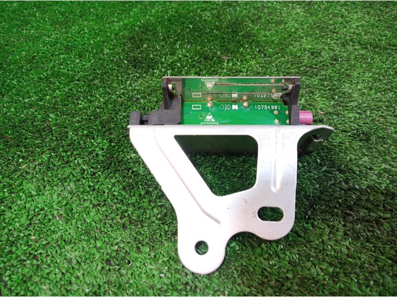 Recambio de antena para mercedes-benz clase gle (w166) referencia OEM IAM A1569050902 A1569050902 A1569050902