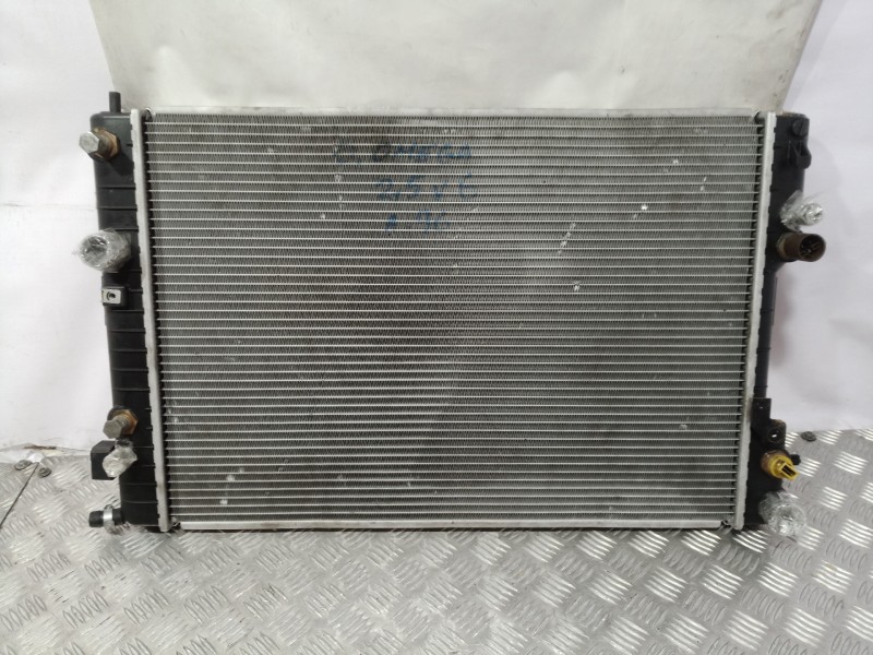 Recambio de radiador agua para opel omega b referencia OEM IAM 63073A 63073 63073