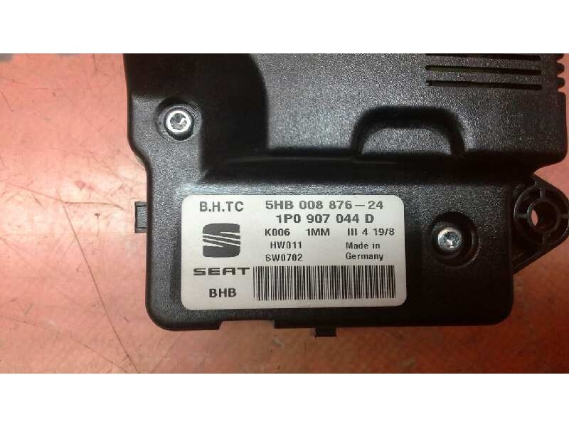 Recambio de mando climatizador para seat leon (1p1) sport limited referencia OEM IAM 1P0907044D 5HB00887624 1P0907044D