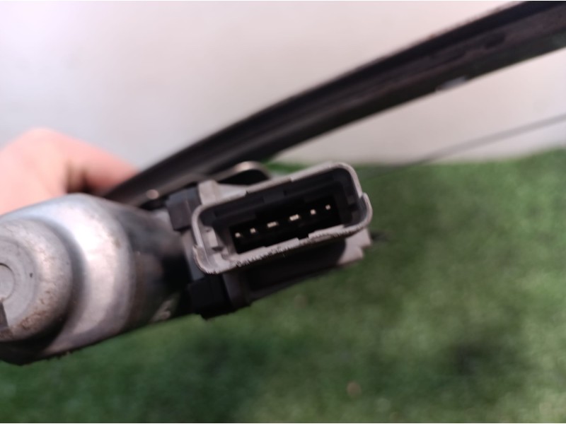 Recambio de elevalunas delantero derecho para citroën c3 referencia OEM IAM 400618F 400618F 400618