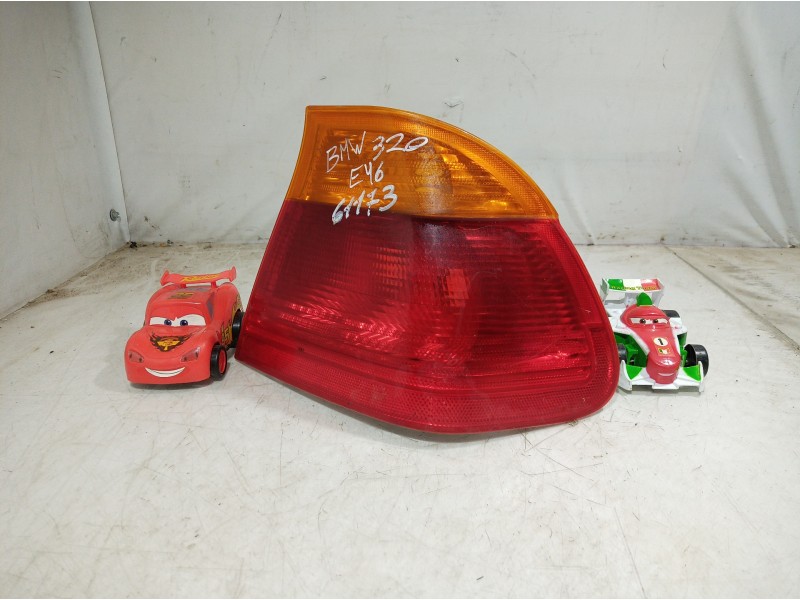 Recambio de piloto trasero derecho para bmw serie 3 berlina (e46) referencia OEM IAM 230022R1 230022R1 230022R1