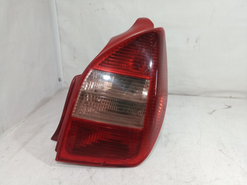 Recambio de piloto trasero derecho para citroën c2 vtr referencia OEM IAM 3CKX13N004AA 3CKX13N004AA 3CKX13N004