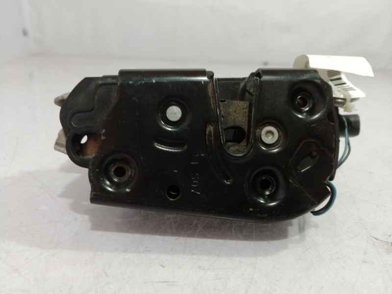 Recambio de cerradura puerta delantera izquierda para mercedes-benz vito combi 06.2003 referencia OEM IAM A6397201635  