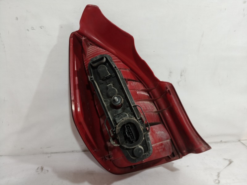 Recambio de piloto trasero derecho para citroën c2 vtr referencia OEM IAM 3CKX13N004AA 3CKX13N004AA 3CKX13N004