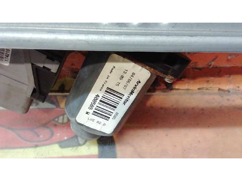 Recambio de elevalunas trasero izquierdo para peugeot 307 berlina (s2) referencia OEM IAM 400585W  