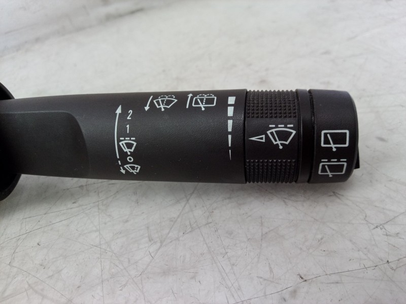 Recambio de mando limpia para opel insignia sports tourer cosmo referencia OEM IAM 13305523 13305523 13305523