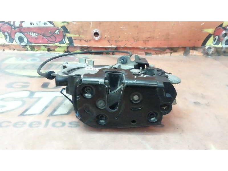 Recambio de cerradura puerta delantera derecha para mercedes-benz vito combi 06.2003 referencia OEM IAM A6397201735 A6397201735 