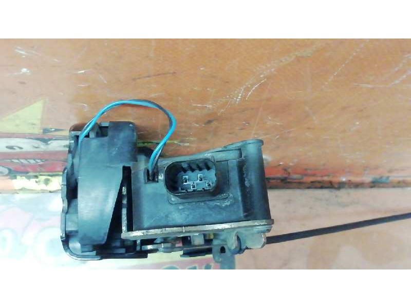 Recambio de cerradura puerta delantera derecha para mercedes-benz vito combi 06.2003 referencia OEM IAM A6397201735 A6397201735 