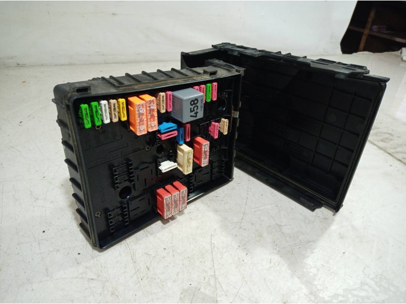 Recambio de caja reles / fusibles para seat altea (5p1) hot referencia OEM IAM 1K0937124 1K0937124 1K0937124