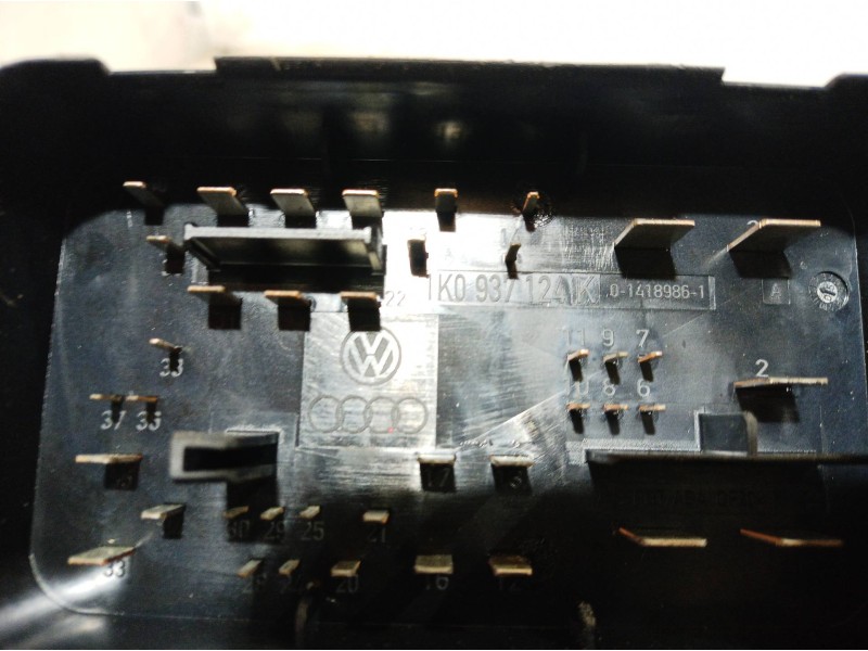 Recambio de caja reles / fusibles para seat altea (5p1) hot referencia OEM IAM 1K0937124 1K0937124 1K0937124