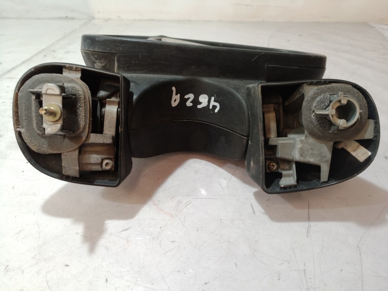 Recambio de retrovisor izquierdo para renault trafic caja cerrada (ab 4.01) doble cabina l1h1 2,7t referencia OEM IAM 010022 010