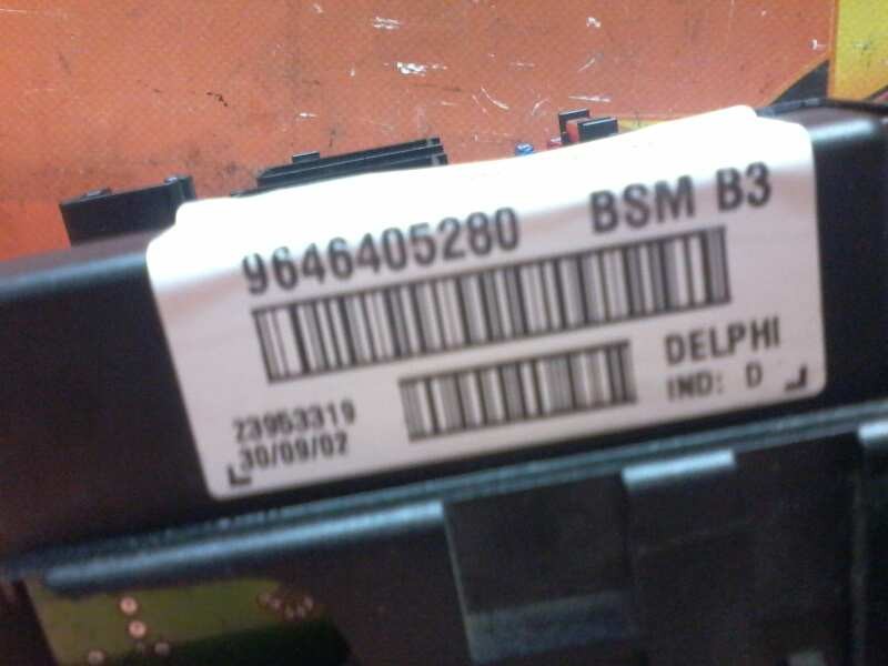 Recambio de caja reles / fusibles para peugeot 807 sr pack referencia OEM IAM 9646405280 9646405280 9646405280
