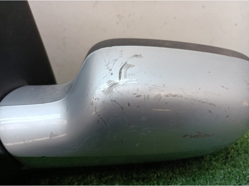 Recambio de retrovisor izquierdo para renault megane ii berlina 5p referencia OEM IAM   