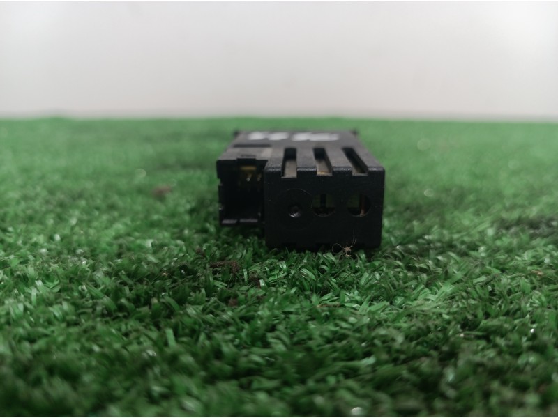 Recambio de interruptor para bmw serie 7 (e38) 730il referencia OEM IAM 8352259 8352259 8352259