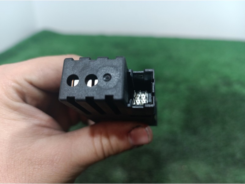 Recambio de interruptor para bmw serie 7 (e38) 730il referencia OEM IAM 8352259 8352259 8352259